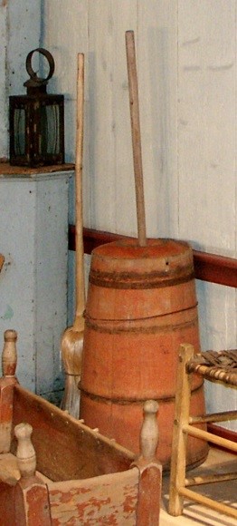 Butter churn