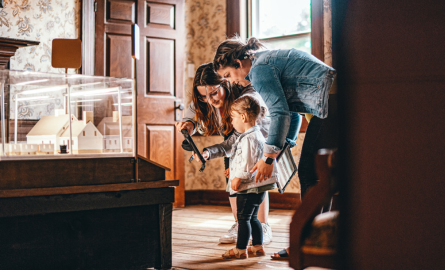 Fille et mère à la Maison Doiron