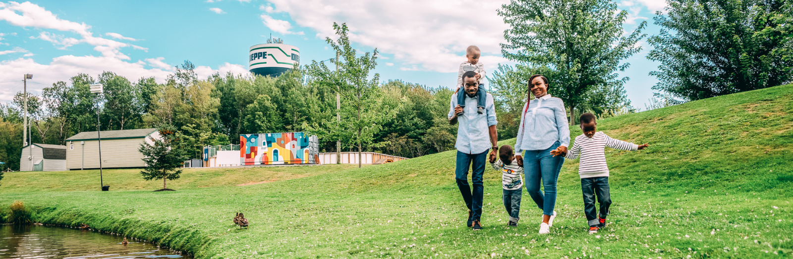 Famille au parc Rotary St-Anselme