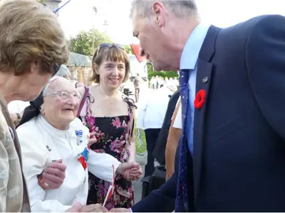 Maire Yvon Lapierre et Soeur Agnès-Marie Valois / Mayor Yvon Lapierre and Sister Agnès-Marie Valois